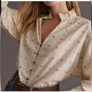 ANTHROPOLOGIE|PILCRO Button-Front Embroidered Daisy Blouse, Size Medium.